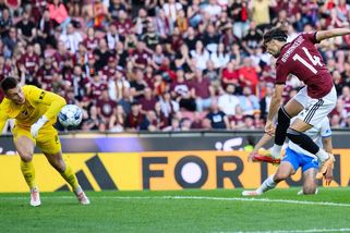 Sparta krůček od titulu, Baník na Letné nestačil. Cennou výhru slaví Slovácko - Sport.cz