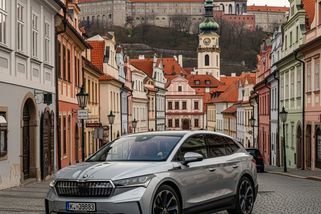 Jak se žije s elektromobilem v Česku? Zapojte se do našeho průzkumu! – Cysnews