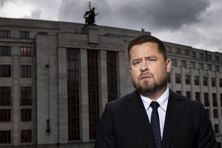 ČNB opět snižuje sazby. Dotkne se to spořicích účtů - Seznam Zprávy