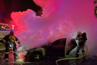 Pohotový řidič na Uherskohradišťsku přeparkoval hořící auto dál od ostatních vozů - Novinky