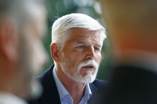 První kolo by vyhrál Pavel. Čtvrtina voličů není pro finálový duel rozhodnutá - Novinky