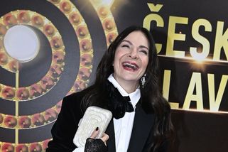 Anna K se promenádovala jen v mini kraťáscích