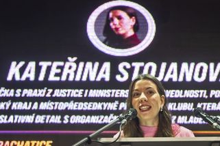 Okamurovi s Rajchlem budeme neurvale nastavovat zrcadlo, slibuje Stojanová z Pirátů