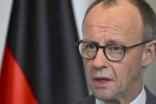 Merz pod palbou. Levicová opozice ho kritizuje za výrok o Syřanech