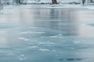 Hasiči varují před riziky na zamrzlých vodních plochách
