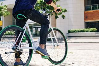 Nesoudní cyklisté padali na jihu Moravy. Pomyslný vítěz měl dvě promile, k tomu kokain a opiáty - Novinky