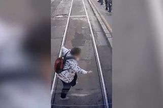 Brněnský dopravní podnik zveřejnil drsné záběry sražených chodců - Novinky