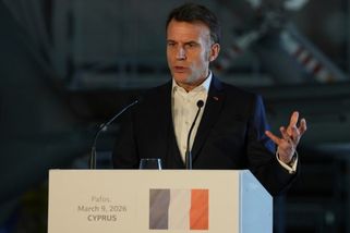 Macron: Francie chce vyslat obrannou misi do Hormuzského průlivu | ČeskéNoviny.cz