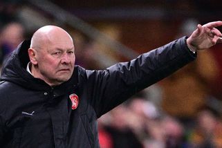 Oči z fotbalu bolí, lidé se třesou. Ale trenér Koubek může být nesmrtelný - Seznam Zprávy