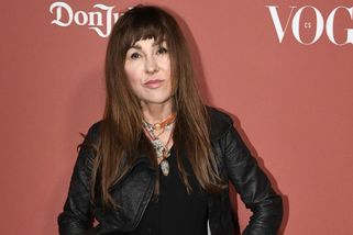 Kaira Hrachovcová se svlékla do kalhotek a odhalila poprsí v celé kráse!