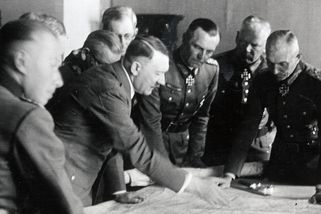 Osudová chyba Adolfa Hitlera: Jak by se vyvíjela druhá světová, kdyby nevyhlásil válku USA - Médium.cz