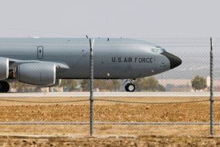 USA na západě Iráku ztratily tankovací letoun - Novinky