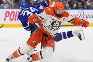 NHL | Pět zápasů pro Gudase? Za rozhodnutím si stojím, říká šerif NHL - Sport.cz