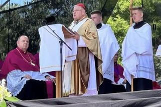 Takže promiňte. Duka se při mši v Nitře omluvil Slovákům za to, že je Češi poučují o demokracii - Novinky