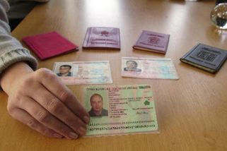 Velmi staré občanské průkazy letos přestanou platit, lidé si je musí vyměnit | ČeskéNoviny.cz