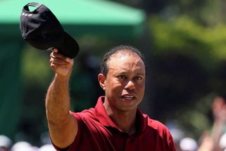 Golfová legenda Woods se na neurčito vzdává kariéry, chce se léčit - Sport.cz