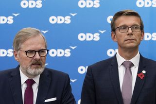 „Vy jste blbci a my letadlo“. Sebereflexe v ODS před volbou nového šéfa - Seznam Zprávy