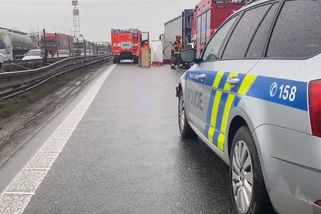 Smrtelná nehoda zavřela dálnici D1 u Brna. Při nehodě dvou náklaďáků zemřel řidič - Novinky