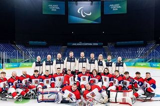 Příběhy 16 statečných: Kdo jsou čeští parahokejisté, kteří zabojují o medaile