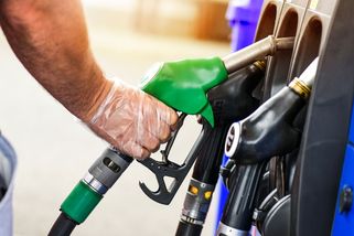 Dobrých zpráv není nikdy dost. Paliva v Česku dál zlevnila, benzin je nejlevnější za poslední skoro tři roky - Garáž.cz