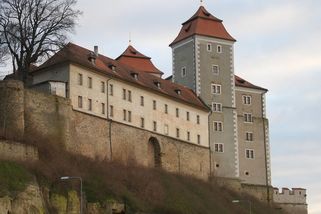 Místo míru padaly bomby. Sověti po válce vybombard...