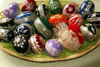 Velikonoce změnili soudruzi na svátky jara. Horníkům na Ostravsku poslali tunu a půl ředkviček - Médium.cz