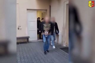 Policie obvinila z obecného ohrožení muže, který měl zaútočit na Ruský dům - Novinky