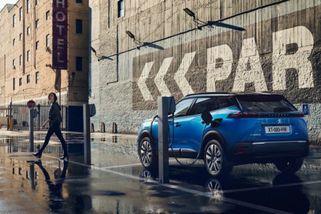 Ze současných 5 na 100 % elektromobilů se má Evropa dostat za pouhých 13 let. Je to reálné?