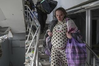 Situace v Mariupolu je katastrofální, „přiznalo“ Rusko - Novinky