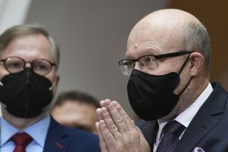 Blog: Lidé, buďte zodpovědní, žádá vláda. Naivita má nový rozměr - Seznam Zprávy