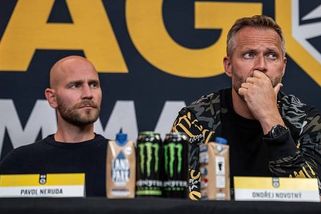 Český bojovník rozpoutal bouři mimo klec, měl ruskou vlajku. Přišla drsná reakce