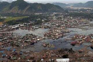 Před 20 lety tsunami zasáhlo jihovýchodní Asii, umírali i Češi - Médium.cz