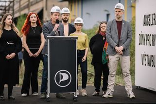 Piráti slibují miliardy na nové byty. Chtějí být třetí nejsilnější stranou - Seznam Zprávy