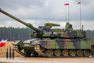 Nejrychleji rostoucí armáda v NATO? Polská militarizace budí respekt i vážné obavy o rozložení sil - Médium.cz