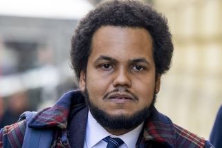 Feri by měl v brzké době nastoupit do vězení. Soud mu pošle výzvu, lhůta bývá pár dní