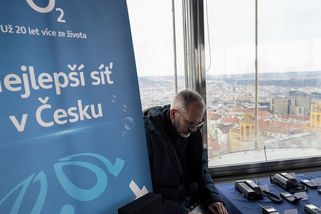 Na výměnu SIM karty zdarma dal O2 klientům pouhý den - Novinky