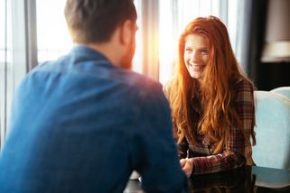 Platíme všechno napůl. Mužský pohled na to, proč z moderních vztahů mizí vášeň