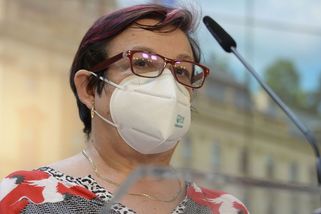 Česko je na hodnotách šestého balíčku. Svrčinová čekala pomalejší pokles - Novinky