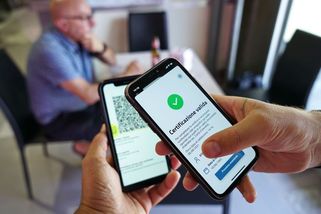 Hygienici vyrazili na kontroly zákazníků v restauracích. Padaly pokuty - Seznam Zprávy