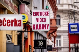 FOTO: Žižkovská tepna je stále jak z devadesátých let - Novinky