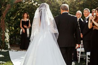 Jak to vidí chlap: Kdo povede dceru k oltáři? Manžel odmítá - Proženy.cz