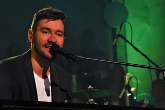 Ester Ledecká zpívat rozhodně umí, písně Marka Ztraceného jsou ale jedna jako druhá - Médium.cz