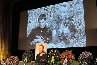 Veřejnost se loučí s legendární Janou Brejchovou