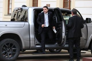 Komentář: Macinka do vlády nepatří. A nejen proto, že není zelený - Seznam Zprávy