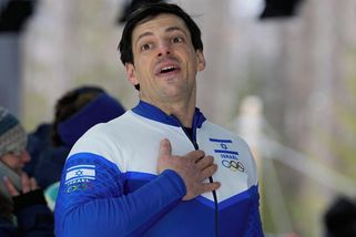 Švýcarský komentátor při jízdě izraelských bobistů mluvil jen o tom, že podporují genocidu a nemají na olympiádě být - Novinky