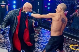 SportWin » Bojové sporty » Dealer versus feťák v kleci. Diváci se smějí, odborníci se chytají za hlavu