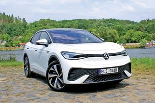 O elektroauta VW není zájem. Značka musí nakopnout prodeje, jinak koncernu hrozí pokuty