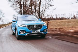 Povedený Číňan MG HS je solidní rodinné auto s rozumnou cenovkou - Garáž.cz