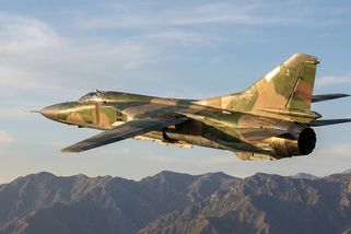 Katar v noci sestřelil dva íránské Su-24. Co přesně se stalo nad Dauhá