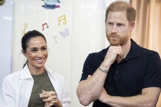 Meghan Markle na videu předvedla své dovednosti v domácnosti, Harry ji nadšeně chválil. Veřejnost se jí směje - Super.cz